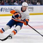 Catching Up: Isles Retain Mike Reilly